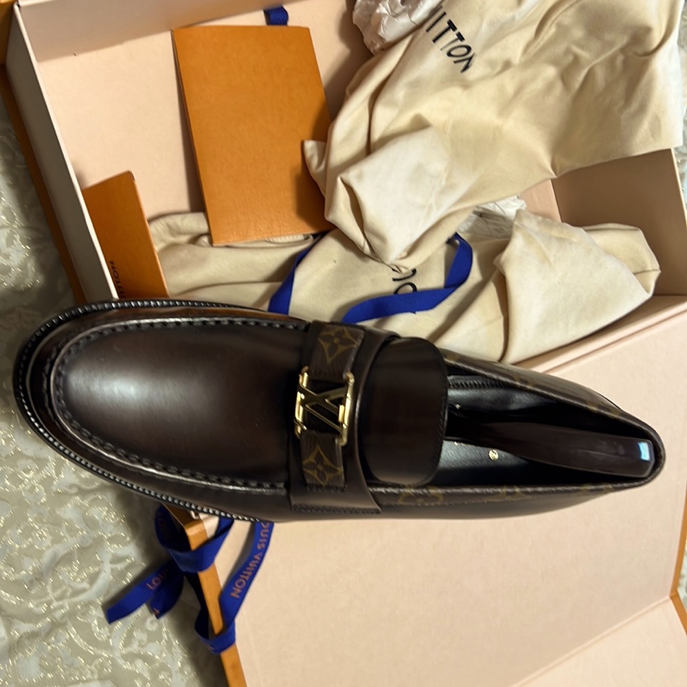 LV major loafer